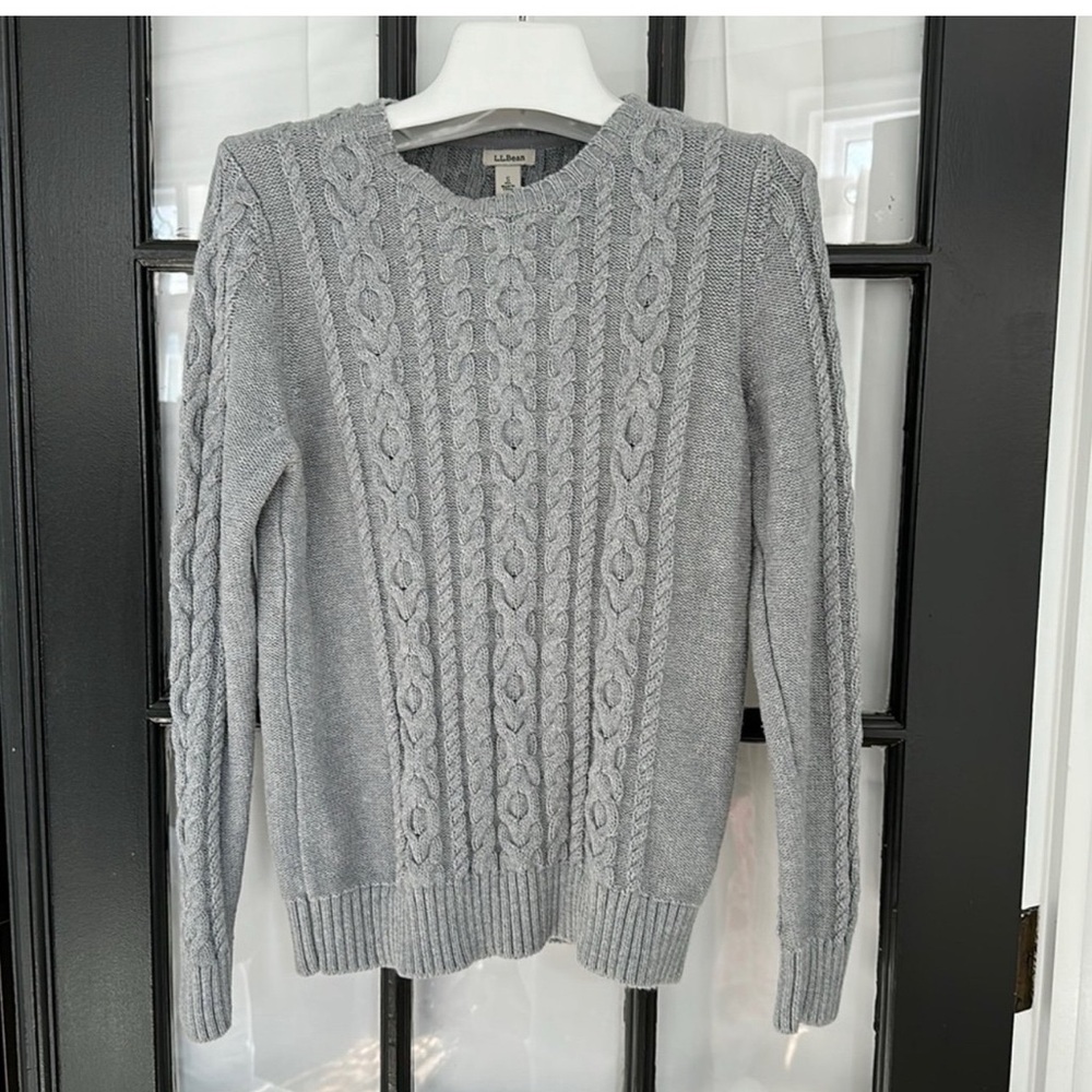L.L. Bean Gray Cable Knit women’s cotton fisherman’s Sweater (small)